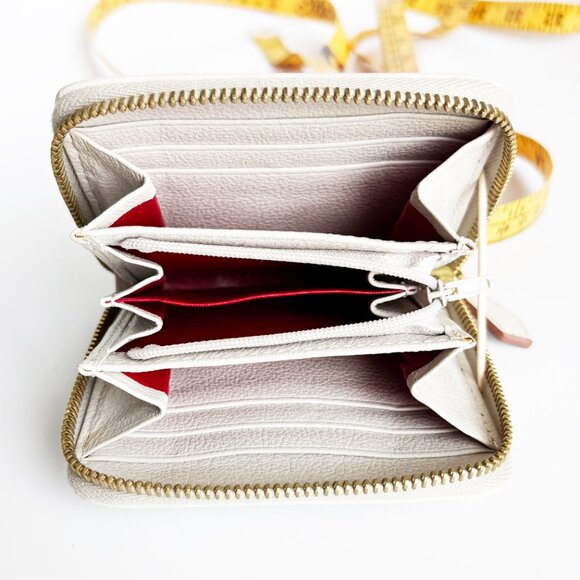 Dooney & Bourke Pebble Leather Zip Aound Wallet White Ivory Vintage - Picture 8 of 8